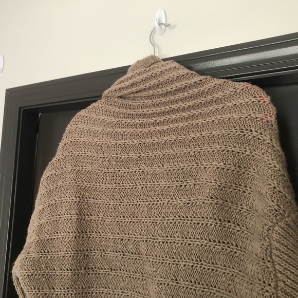 Cupcakes and cashmere oversized long open front knit brown cardigan shawl - Picture 6 of 8